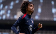 开云体育:消息来源：USWNT的Lily Yohannes即将从阿贾克斯转会到里昂